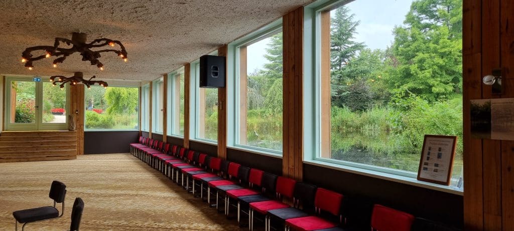 Sfeer en locatie van een uitvaart, verzorgd door Rebel Uitvaart